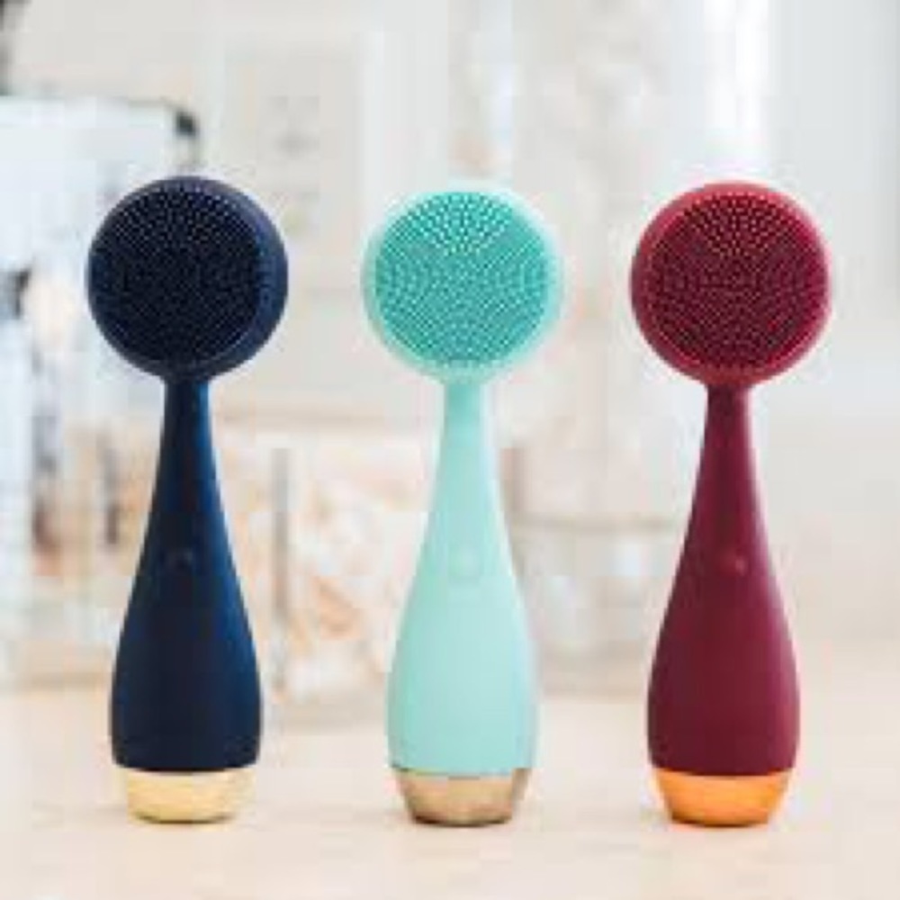 BNIB PMD Clean Facial Cleansing Device (Navy)
